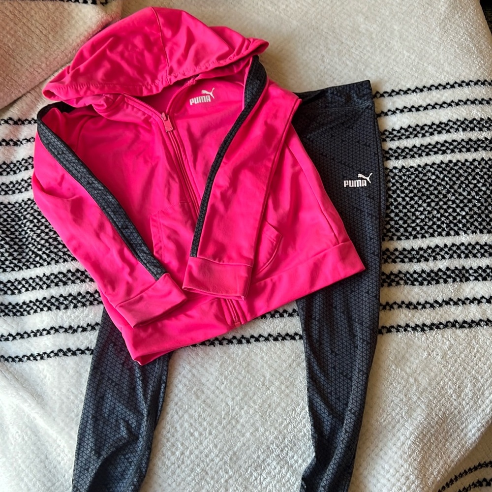 Puma girls track suit size 6